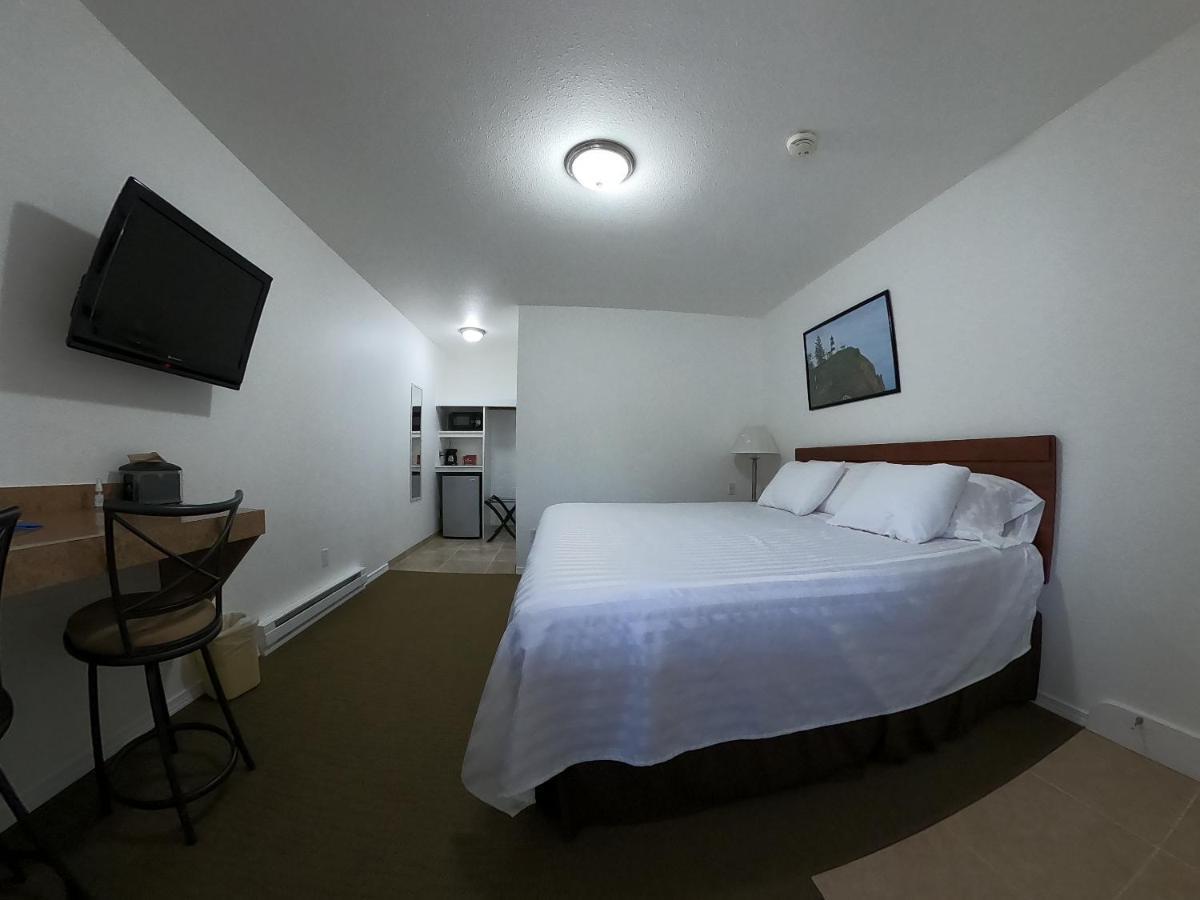 Col-Pacific Motel Ilwaco Buitenkant foto