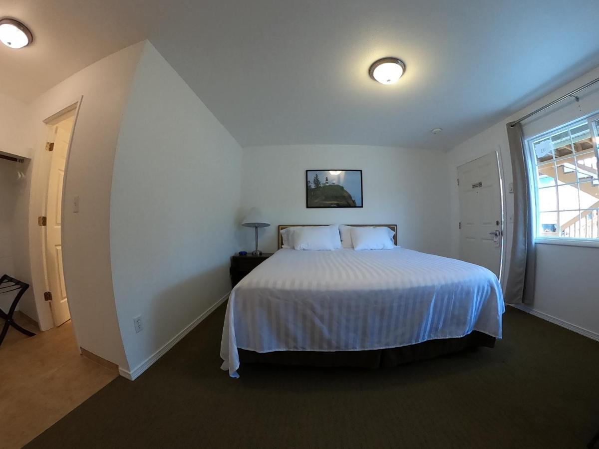 Col-Pacific Motel Ilwaco Buitenkant foto