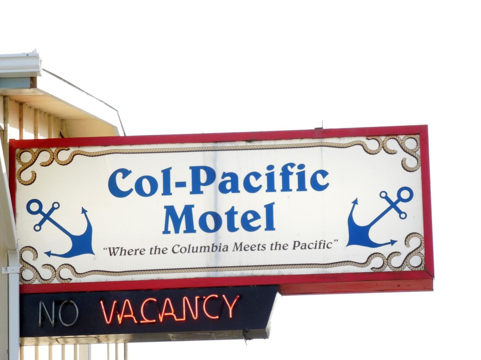 Col-Pacific Motel Ilwaco Buitenkant foto